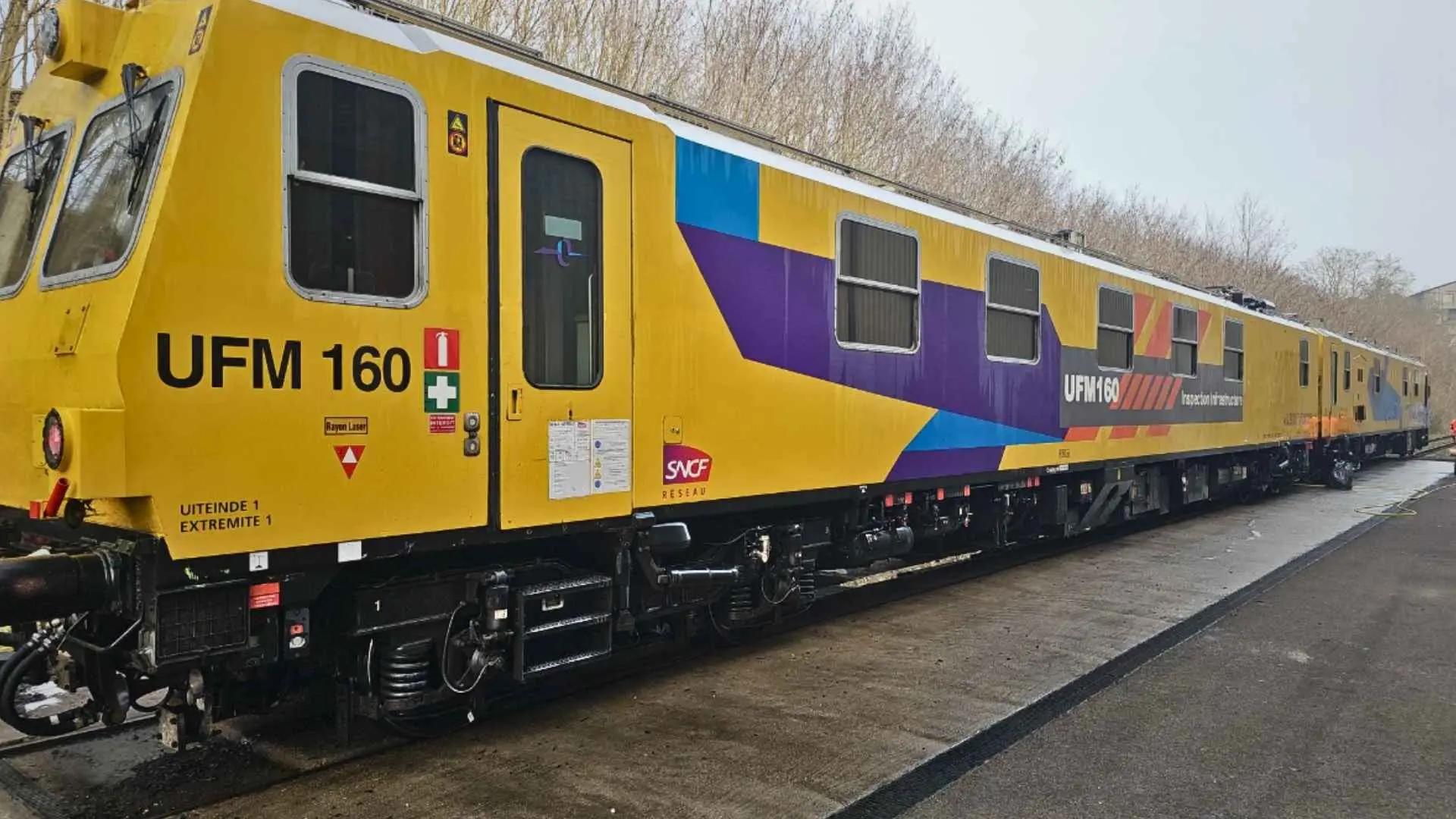 TREALIS Rail Inspection Train Equipped With Apogee Navsight