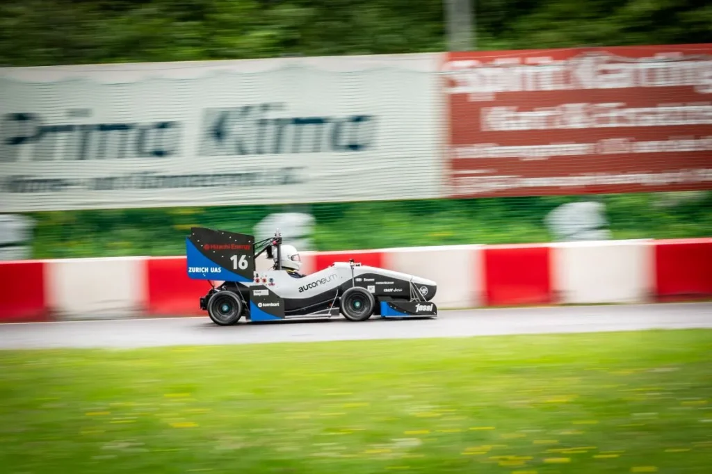 ZUR04 In Action With The Ellipse D Helping In Drift Compensation